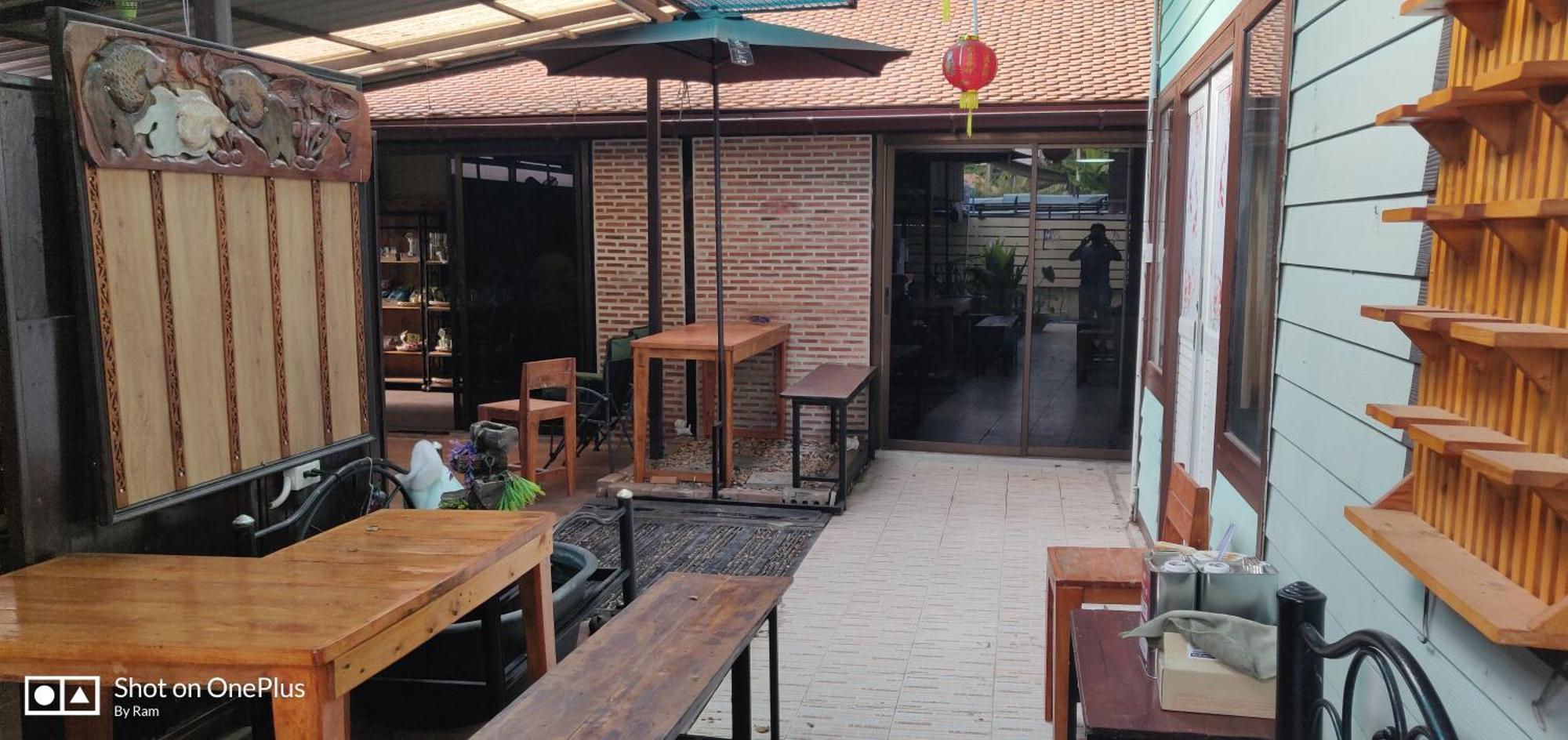 V House Hotel Phra Nakhon Si Ayutthaya Exterior photo